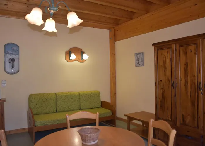 Alpes Roc Apart Otel